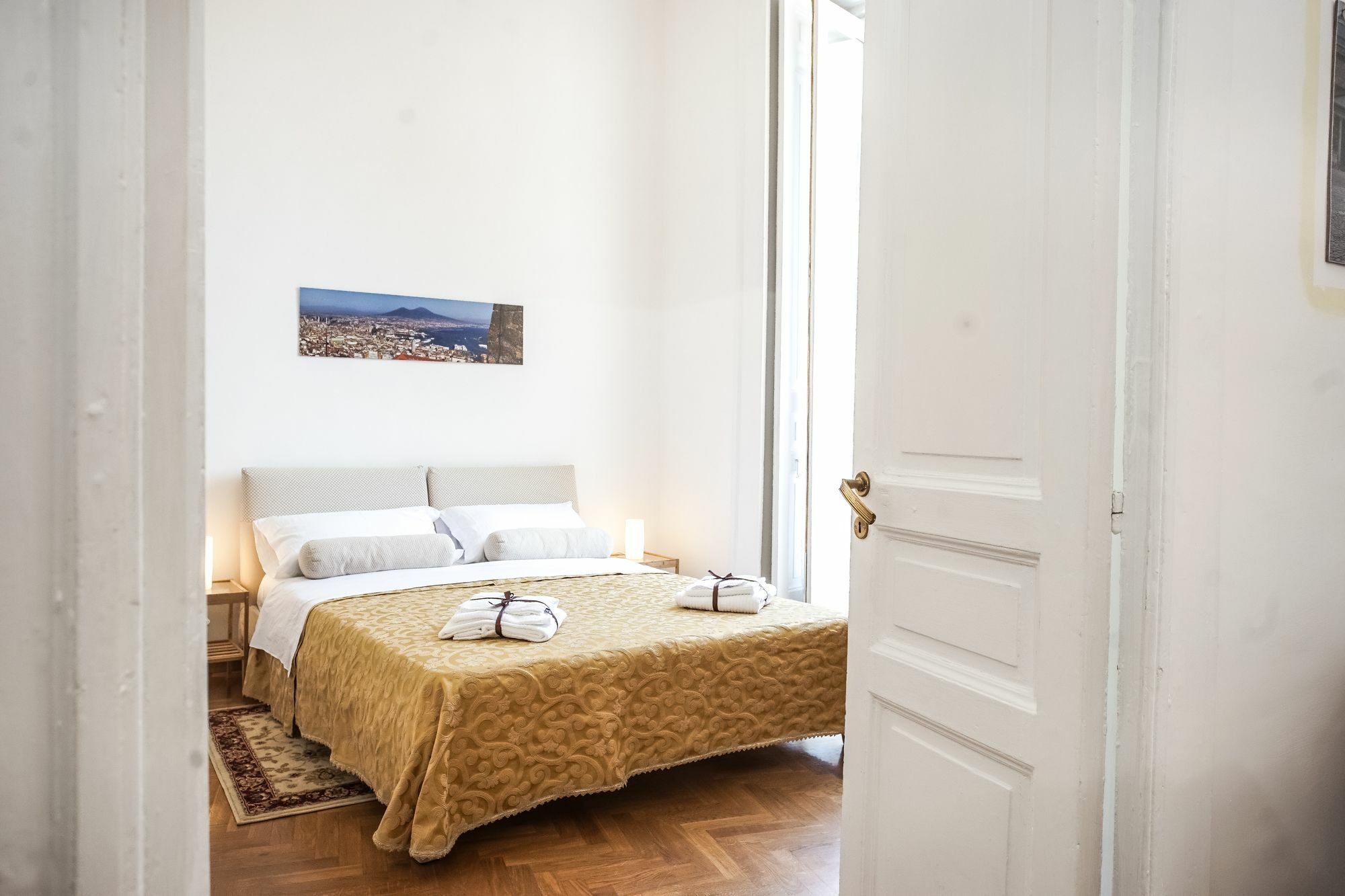 Casa Napoletana - San Domenico Apartment Naples Exterior photo